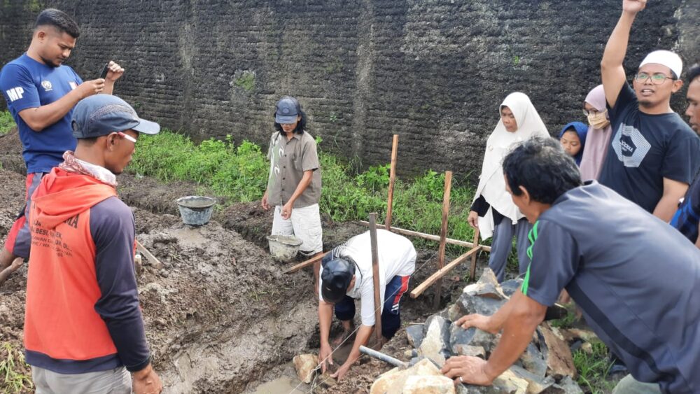 Pelatakan Batu Pertama Pembangunan Pondok Pesantren Darurrohmah