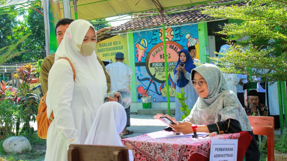 Penyambutan Santri Baru Pondok Pesantren Darurrohmah Cirebon