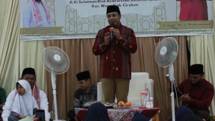 Kunjungan Ustadz Riza Muhammad ke Pondok Pesantren Darurrohmah