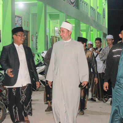 Kunjungan Berharga PROF. DR. M. IBRAHIM AL ASYMAWI ke Pondok Pesantren Darurrohmah